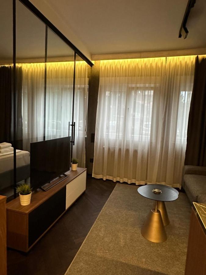 Sima Center Belgrad